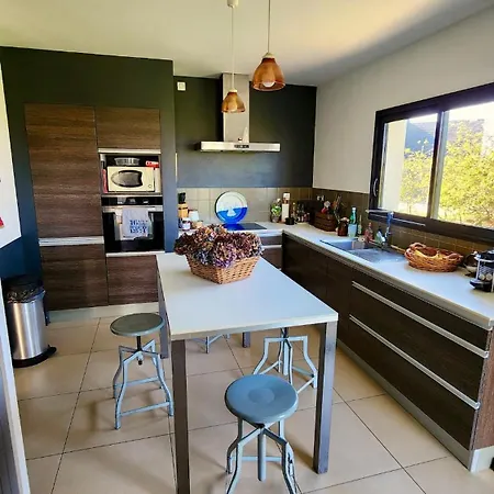 Maison De Famille Proche De La - Grand Jardin Et Terrasse A 度假居 *