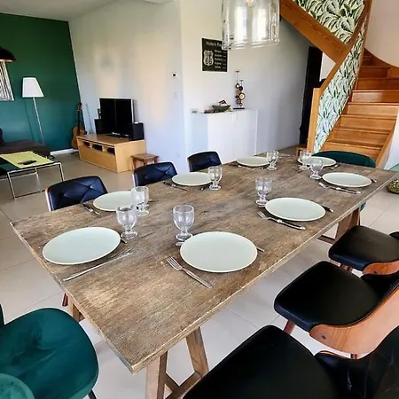 Casa de hóspedes Maison De Famille Proche De La - Grand Jardin Et Terrasse A 4*